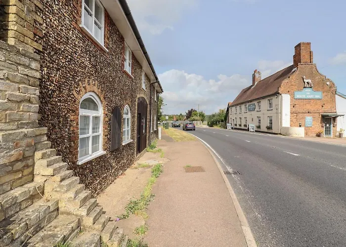 The Old Custom House