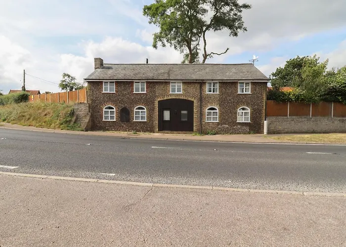 The Old Custom House