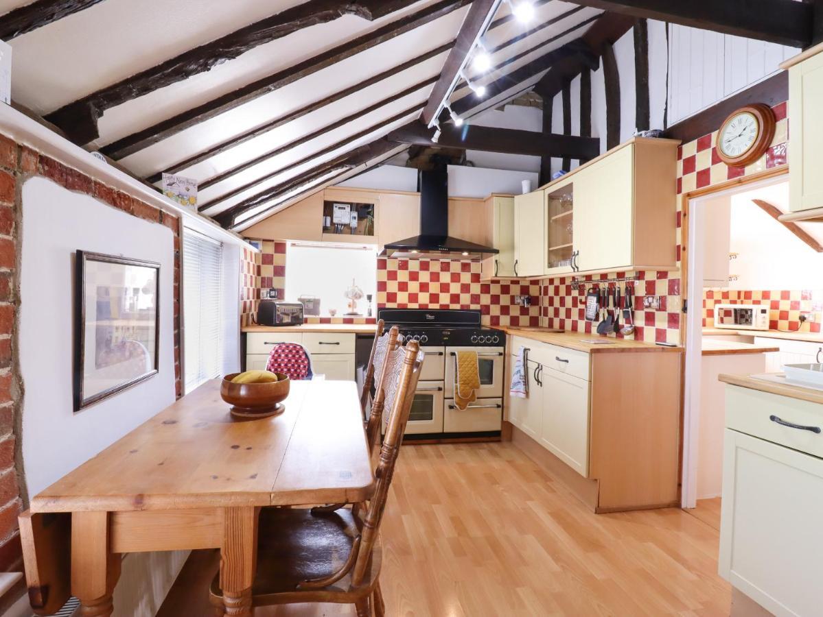 Holiday home The Old Custom House